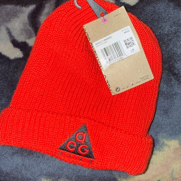 Nike ACG  Red Knit Beanie - Picture 2 of 3